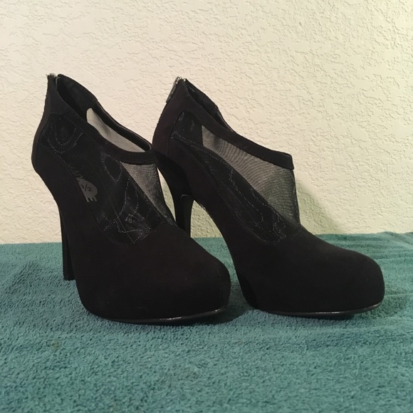 Madeline Shoes - Madeline Girl Black High Heel Shoes, Size 8.5M